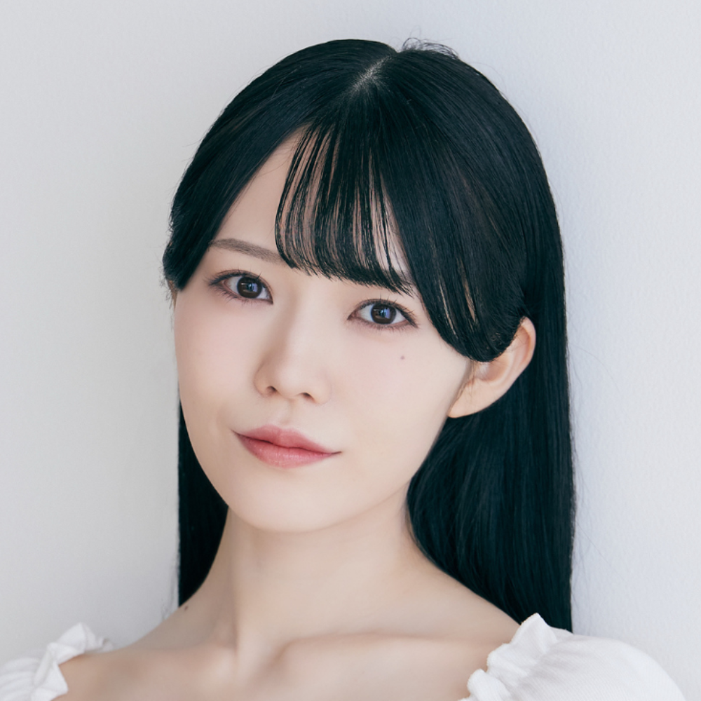 津田 彩花 - クィーンズアベニュー公式サイト